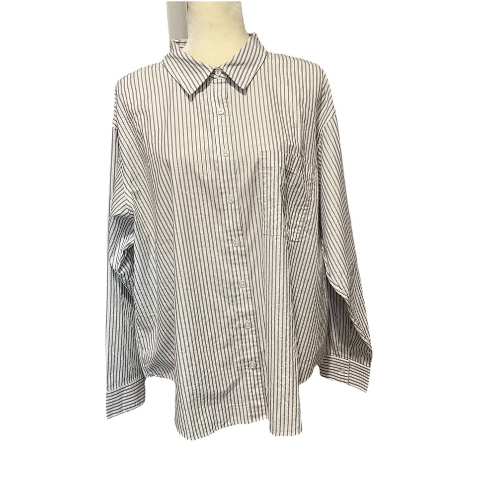 Maurices Womens XL Button Down Shirt Gray White Metallic Stripe Lurex NWT